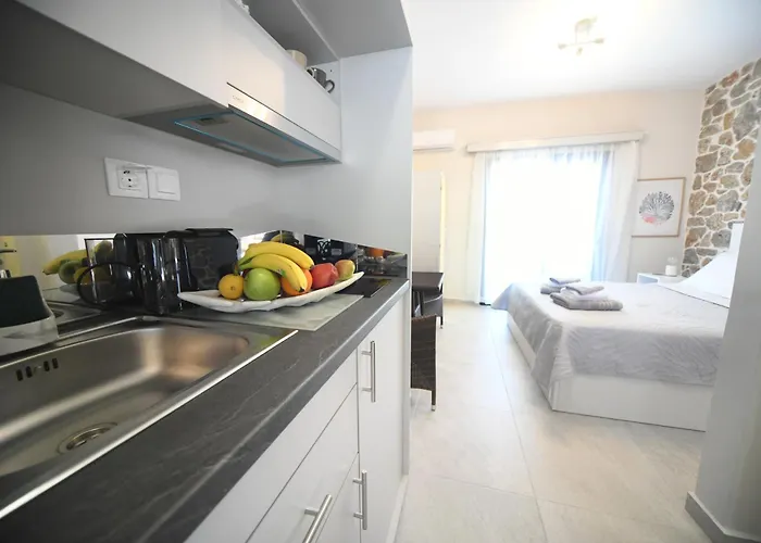 شقة Kalliria Myrties